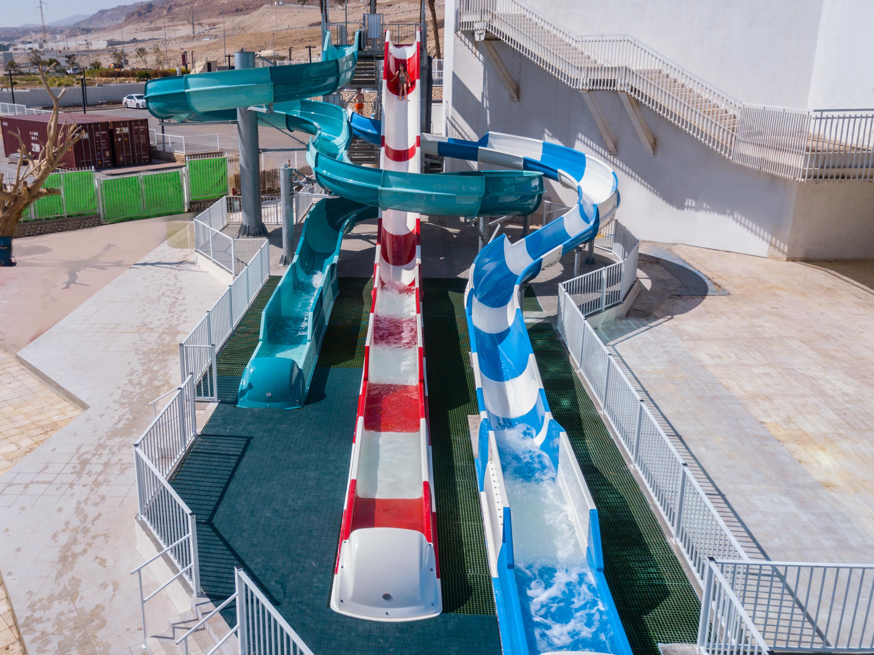 Leonardo Club Hotel Dead Sea Neve Zohar Exterior foto Aerial view of the water park