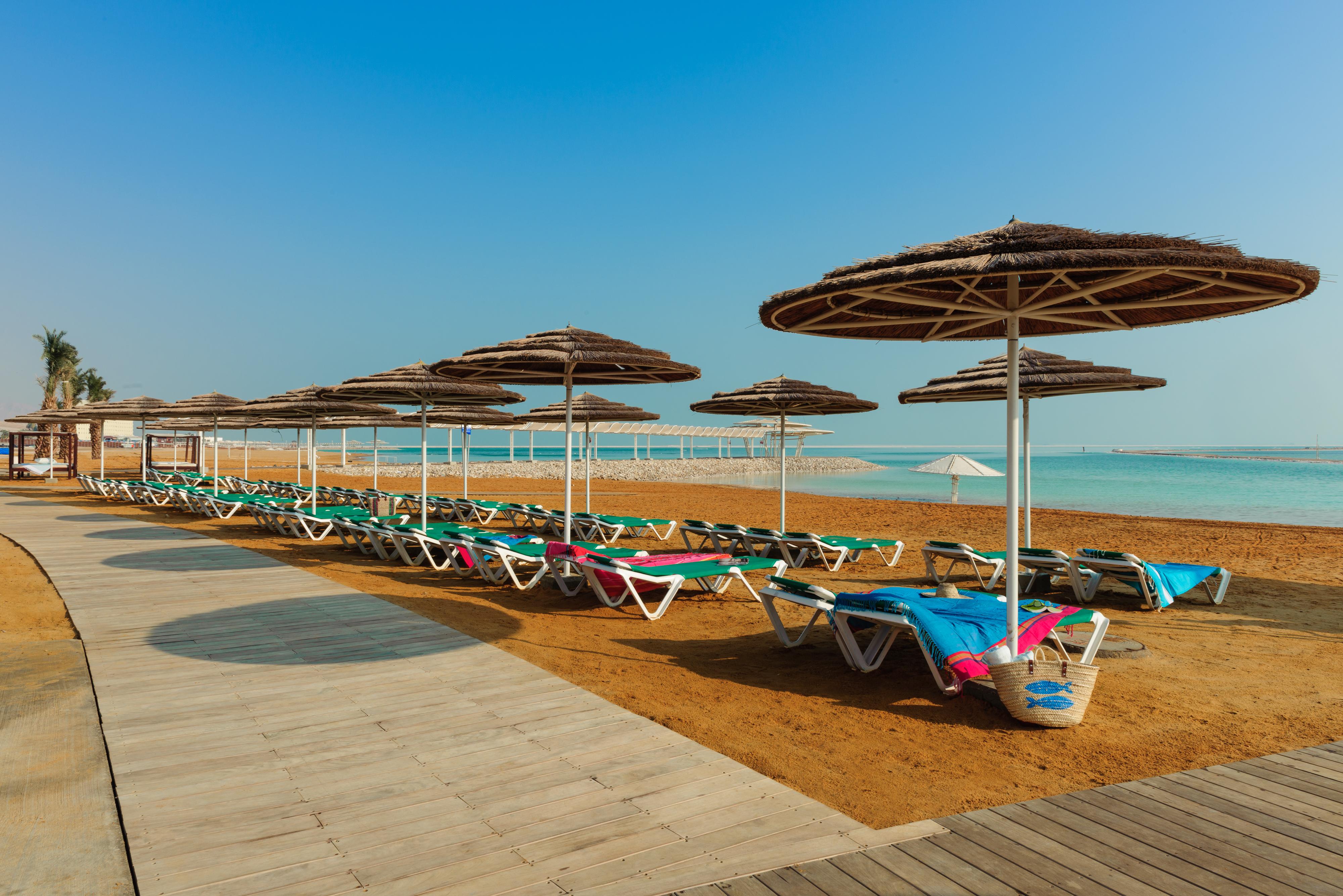 Leonardo Club Hotel Dead Sea Neve Zohar Exterior foto Dead Sea beach